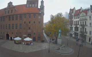 Toruń Rynek - 02-11-2025 08:17