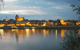 Toruń Panorama od Wisły - 02-05-2025 18:59
