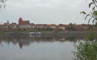 Toruń Panorama od Wisły - 03-05-2025 07:25