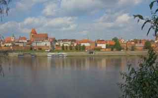 Toruń Panorama od Wisły - 03-05-2025 09:46