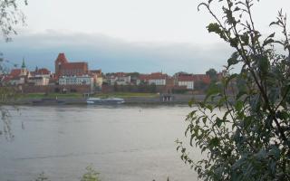 Toruń Panorama od Wisły - 17-06-2025 02:31