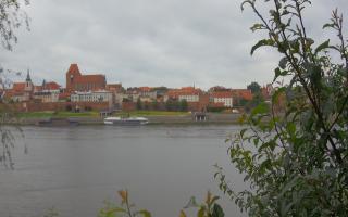 Toruń Panorama od Wisły - 17-06-2025 04:24
