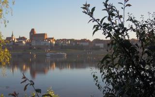 Toruń Panorama od Wisły - 02-07-2025 03:41