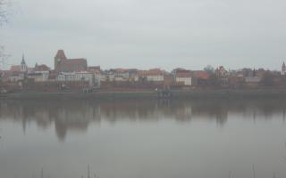 Toruń Panorama Starego Miasta - <br />
<b>Notice</b>:  Undefined index: godzina in <b>/var/www/webcam-news.pl/sites/elements/video-list-category-item.php</b> on line <b>23</b><br />
01-01-1970 00:00