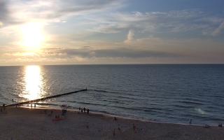 Mielno - widok na plażę zachód - 18-07-2025 18:23