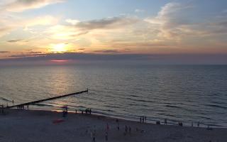 Mielno - widok na plażę zachód - 18-07-2025 18:54