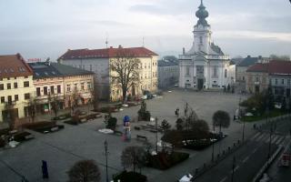Wadowice Rynek - <br />
<b>Notice</b>:  Undefined index: godzina in <b>/var/www/webcam-news.pl/sites/elements/video-list-category-item.php</b> on line <b>23</b><br />
01-01-1970 00:00