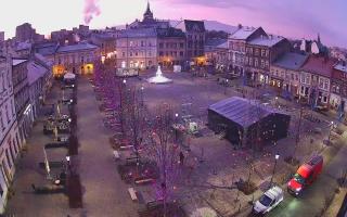 Bielsko-Biala  plac Wojska #3 - 16-12-2025 06:10