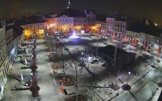 Bielsko-Biala  plac Wojska #3 - 18-12-2025 01:55