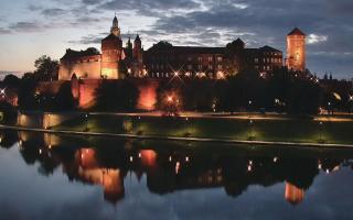 Kraków - Wawel panorama zamku - 15-09-2025 03:33