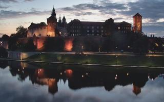 Kraków - Wawel panorama zamku - 15-09-2025 03:41