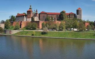 Kraków - Wawel panorama zamku - 28-04-2026 10:18
