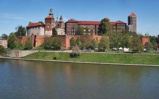Kraków - Wawel panorama zamku - 28-04-2026 10:49