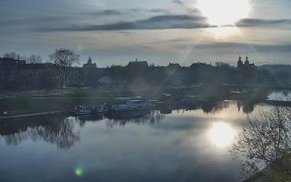 Kraków widok na Most Grunwaldzki - 02-11-2025 06:39