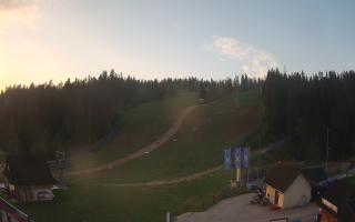 Suche ski dolna stacja - 03-05-2025 03:39