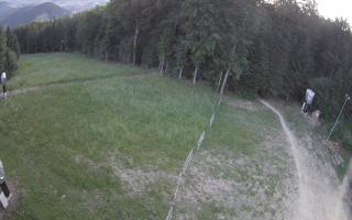 Kasina Wielka - widok z górnej s - 27-06-2026 02:14