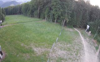 Kasina Wielka - widok z górnej s - 27-06-2026 02:36