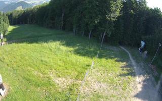 Kasina Wielka - widok z górnej s - 27-06-2026 06:25