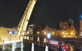 Gdańsk - Motława- most - 12-06-2026 21:17