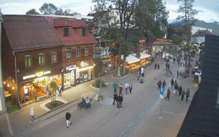 Krupówki Dolne - widok na deptak - 16-09-2025 16:51
