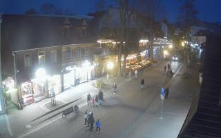 Krupówki Dolne - widok na deptak - 01-11-2025 15:54