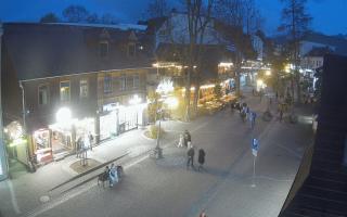 Krupówki Dolne - widok na deptak - 02-11-2025 15:43