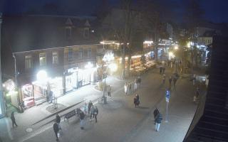 Krupówki Dolne - widok na deptak - 02-11-2025 15:58