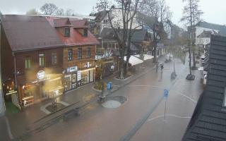 Krupówki Dolne - widok na deptak - 03-11-2025 09:38