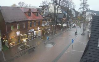 Krupówki Dolne - widok na deptak - 03-11-2025 09:54