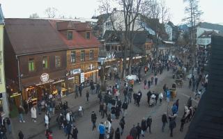 Krupówki Dolne - widok na deptak - 13-12-2025 14:00