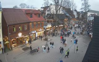 Krupówki Dolne - widok na deptak - 12-02-2026 15:39