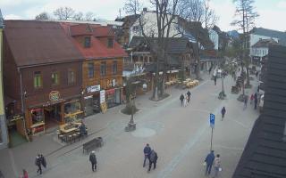 Krupówki Dolne - widok na deptak - 28-04-2026 12:32