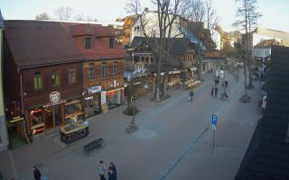 Krupówki Dolne - widok na deptak - 28-04-2026 17:09