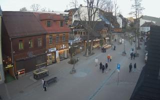 Krupówki Dolne - widok na deptak - 28-04-2026 17:24