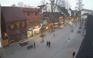 Krupówki Dolne - widok na deptak - 28-04-2026 17:55