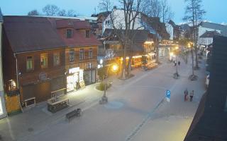 Krupówki Dolne - widok na deptak - 28-04-2026 18:10