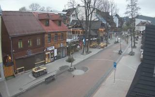 Krupówki Dolne - widok na deptak - 01-05-2026 03:47
