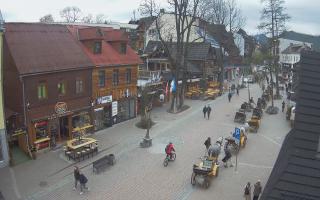 Krupówki Dolne - widok na deptak - 01-05-2026 07:38