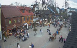 Krupówki Dolne - widok na deptak - 01-05-2026 12:45