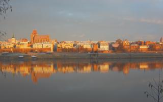 Toruń Panorama od Wisły - 22-11-2024 06:54